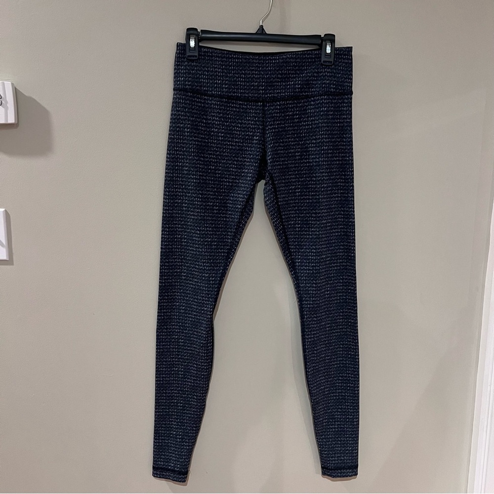 Lululemon Wunder Under Grey Pattern Leggings Size 8